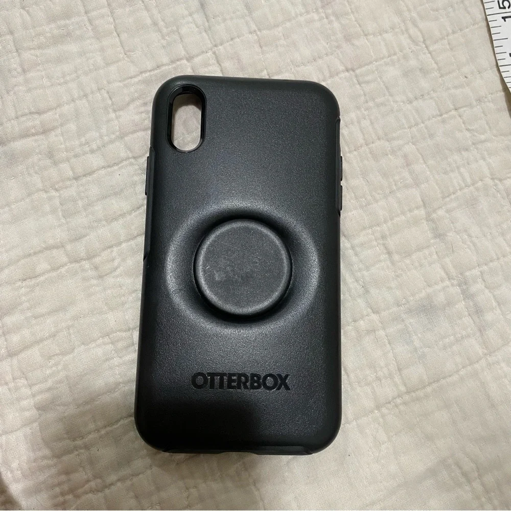 Like New Otterbox Case iPhone X/Xs Case Otter+ Pop Socket Symmetry Series Black